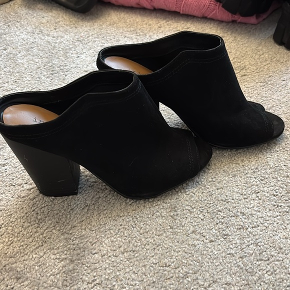 Black open toe heels - Picture 2 of 2